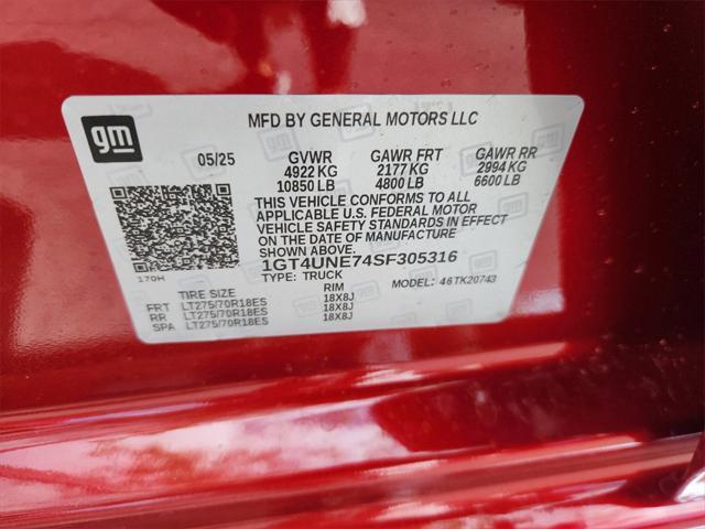 new 2025 GMC Sierra 2500 car, priced at $71,004