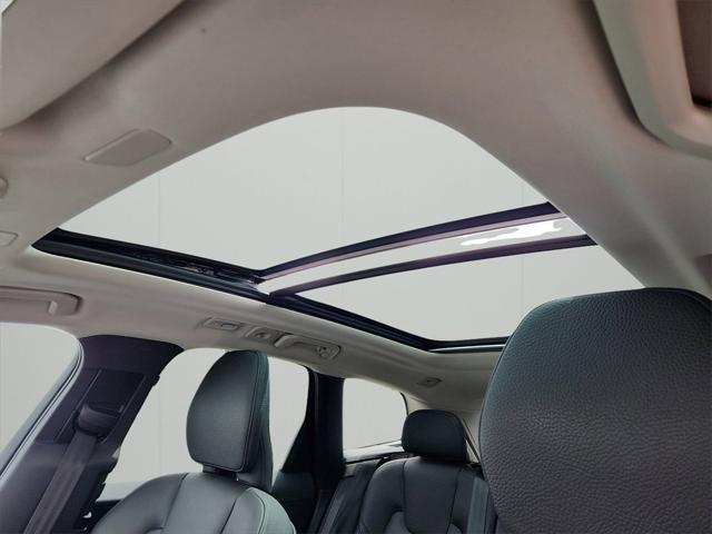 used 2023 Volvo XC60 car, priced at $37,999