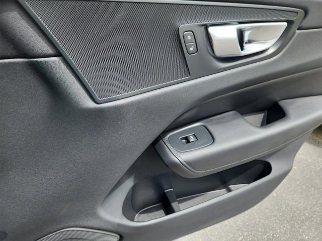 used 2023 Volvo XC60 car, priced at $39,499