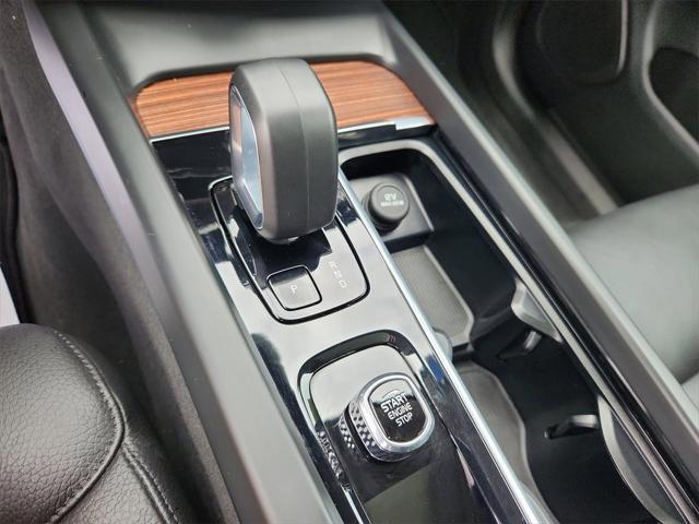 used 2023 Volvo XC60 car, priced at $37,999