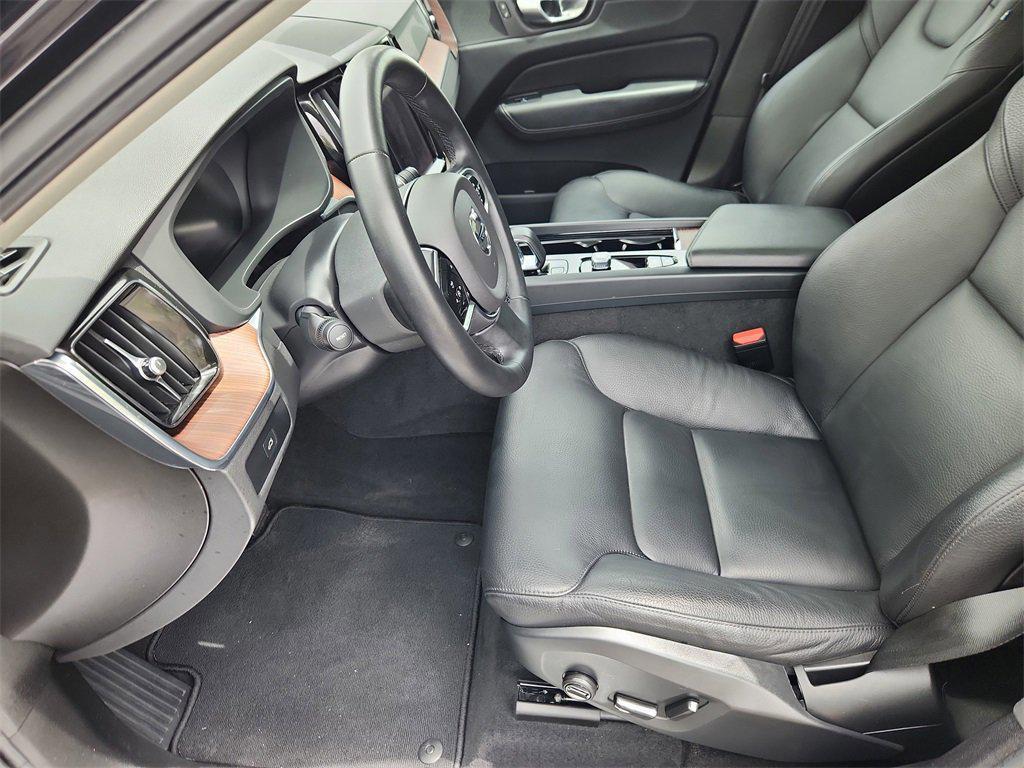 used 2023 Volvo XC60 car, priced at $34,999