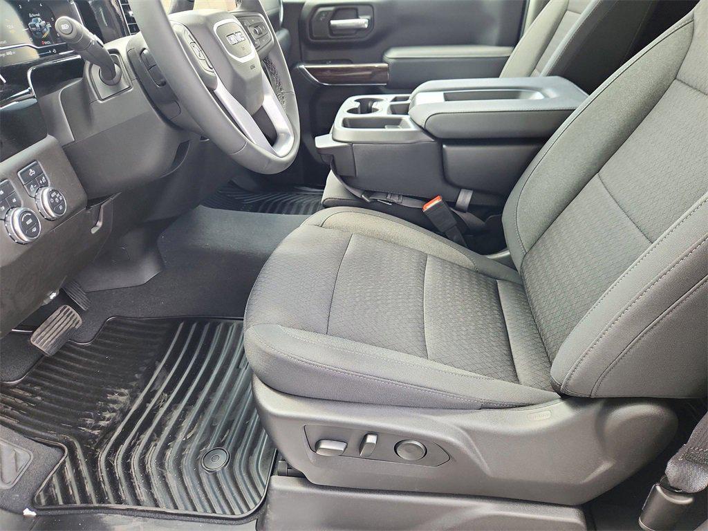 new 2025 GMC Sierra 2500 car, priced at $75,599