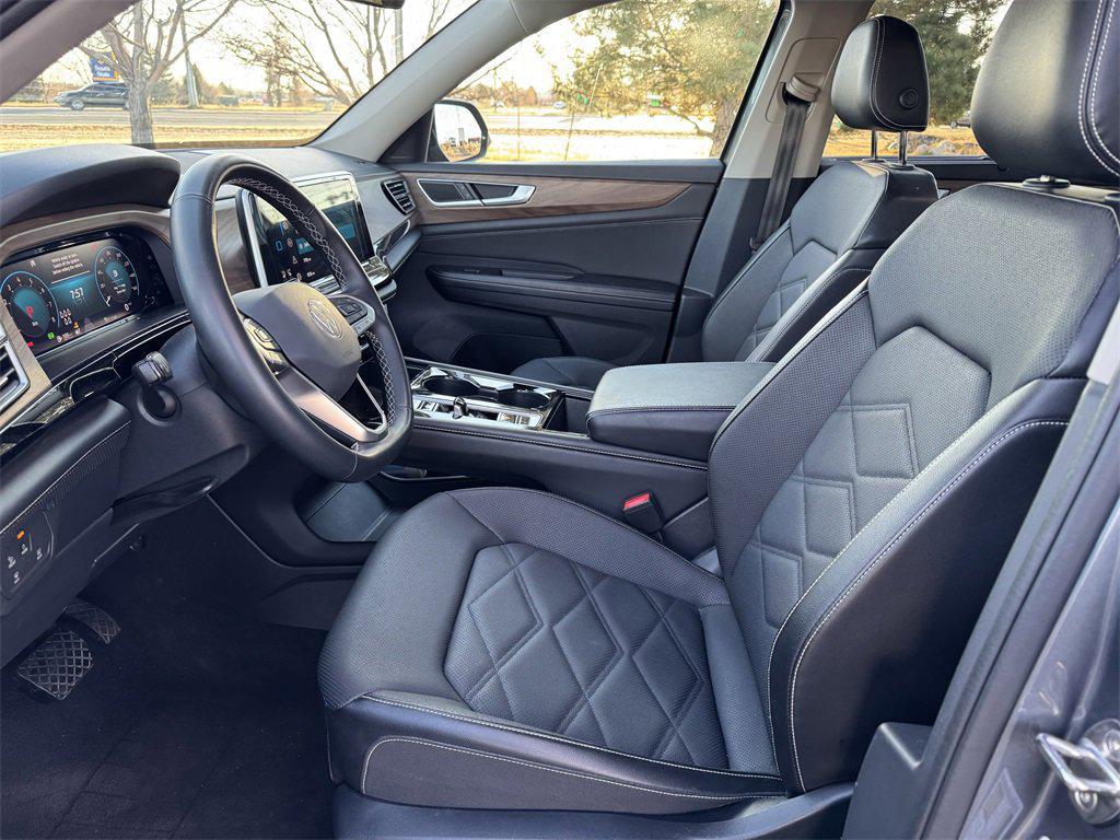 used 2024 Volkswagen Atlas car, priced at $30,799