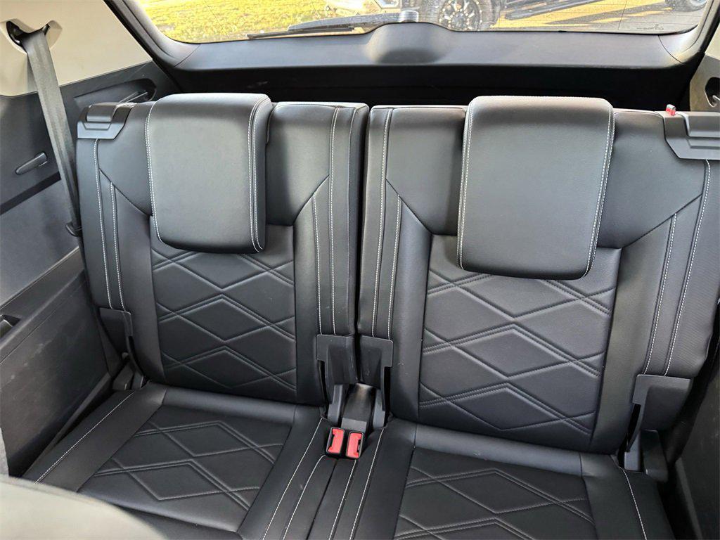 used 2024 Volkswagen Atlas car, priced at $30,799