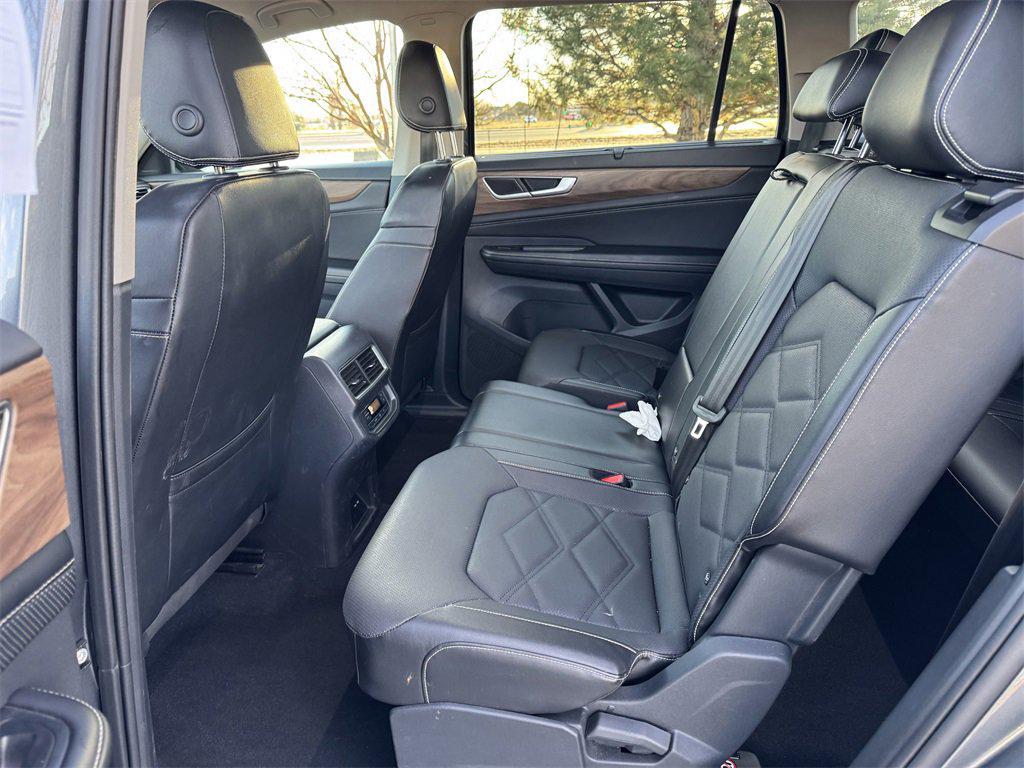 used 2024 Volkswagen Atlas car, priced at $30,799