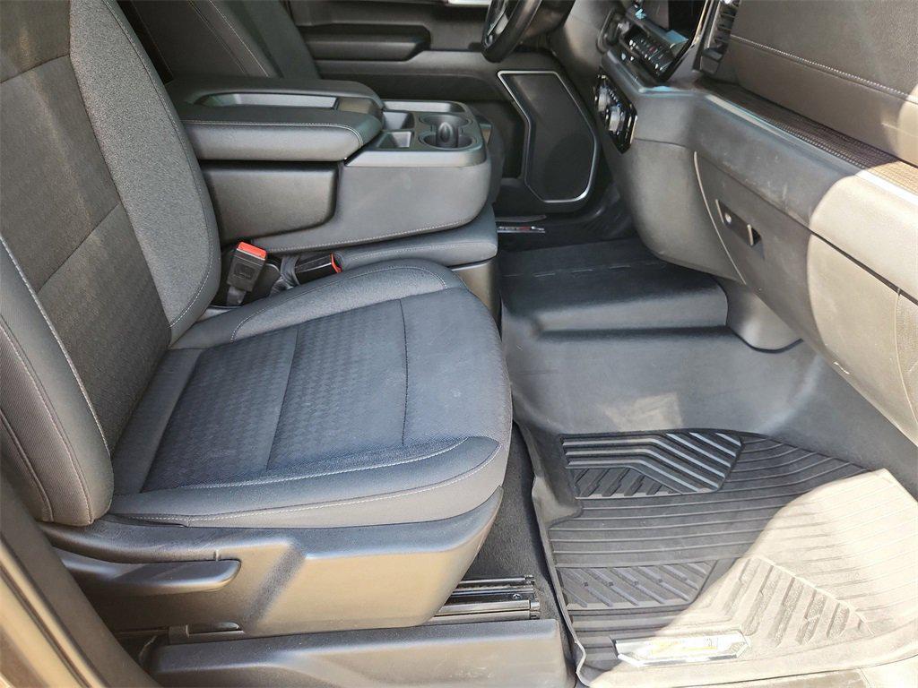 used 2022 Chevrolet Silverado 1500 car, priced at $30,999