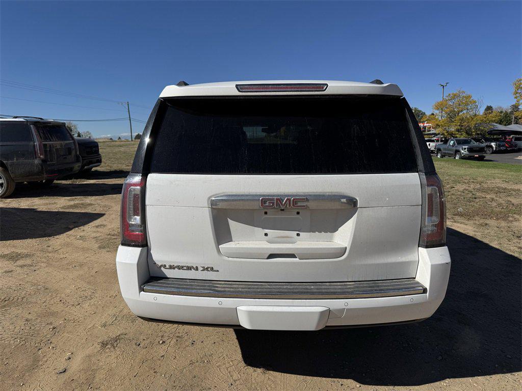 used 2018 GMC Yukon XL car