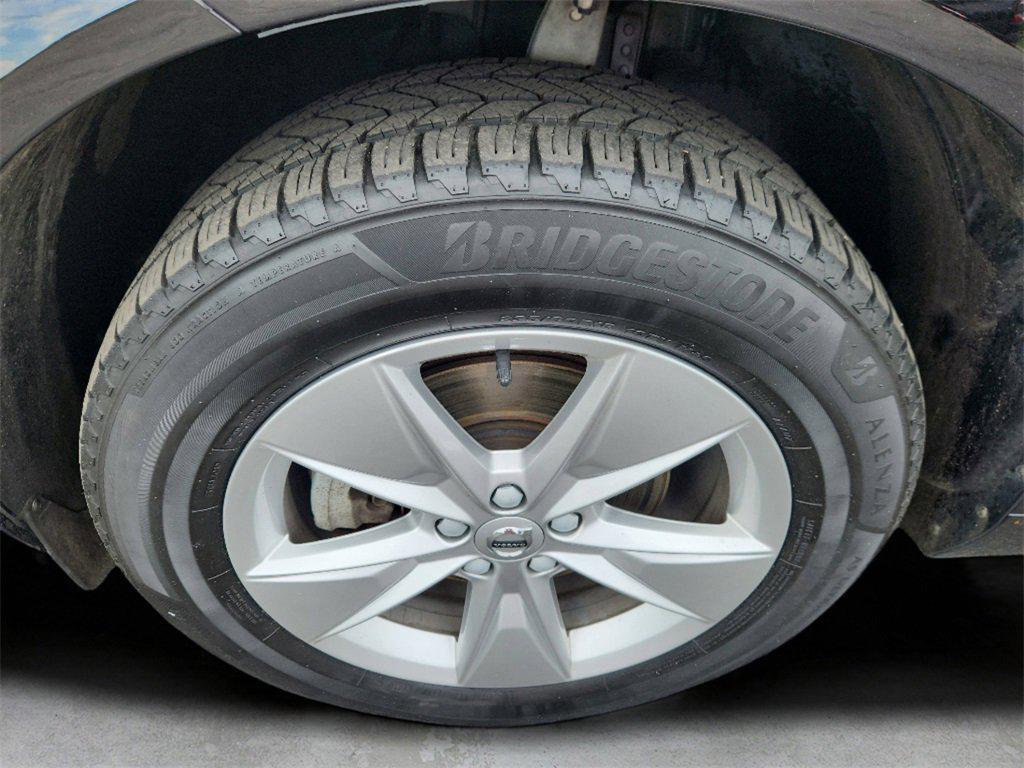 used 2022 Volvo XC60 car, priced at $24,399