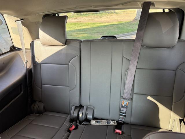 used 2017 GMC Yukon car, priced at $28,499