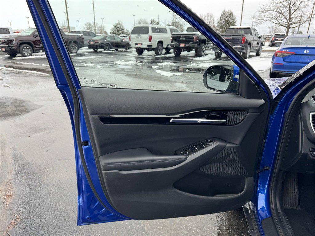 used 2021 Kia Seltos car, priced at $18,999