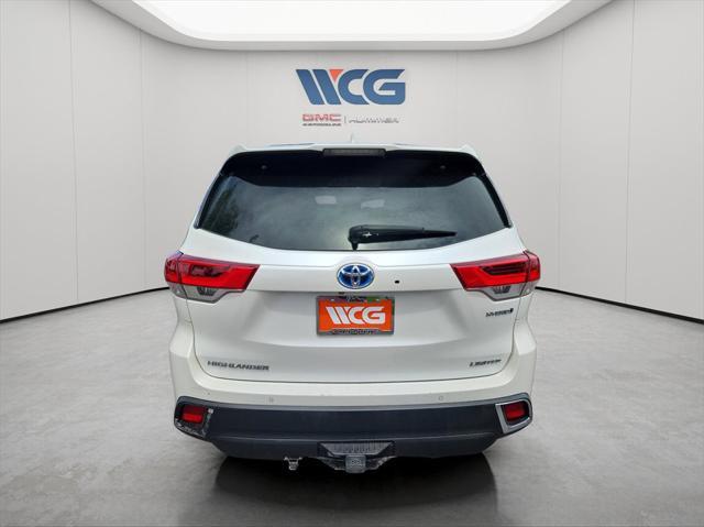 used 2017 Toyota Highlander Hybrid car, priced at $27,999