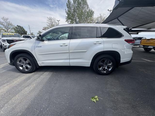 used 2017 Toyota Highlander Hybrid car, priced at $27,999