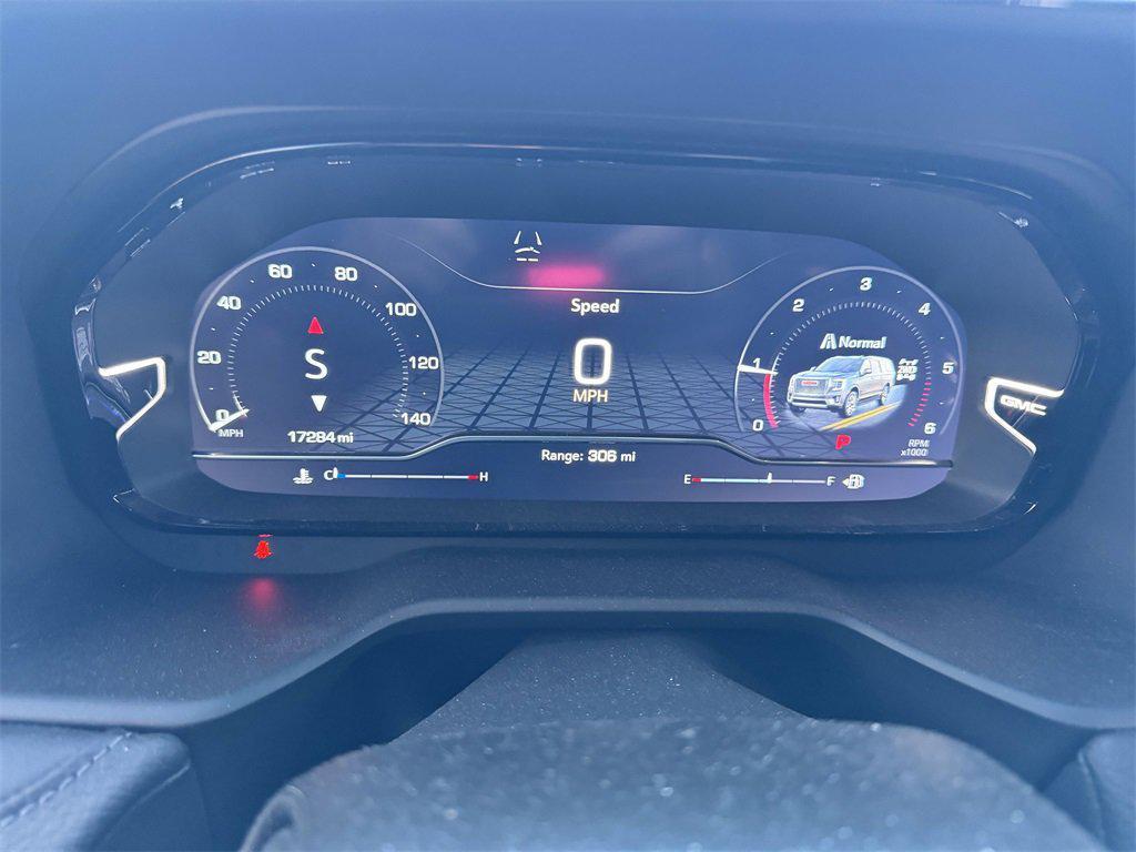 used 2023 GMC Yukon car, priced at $69,999