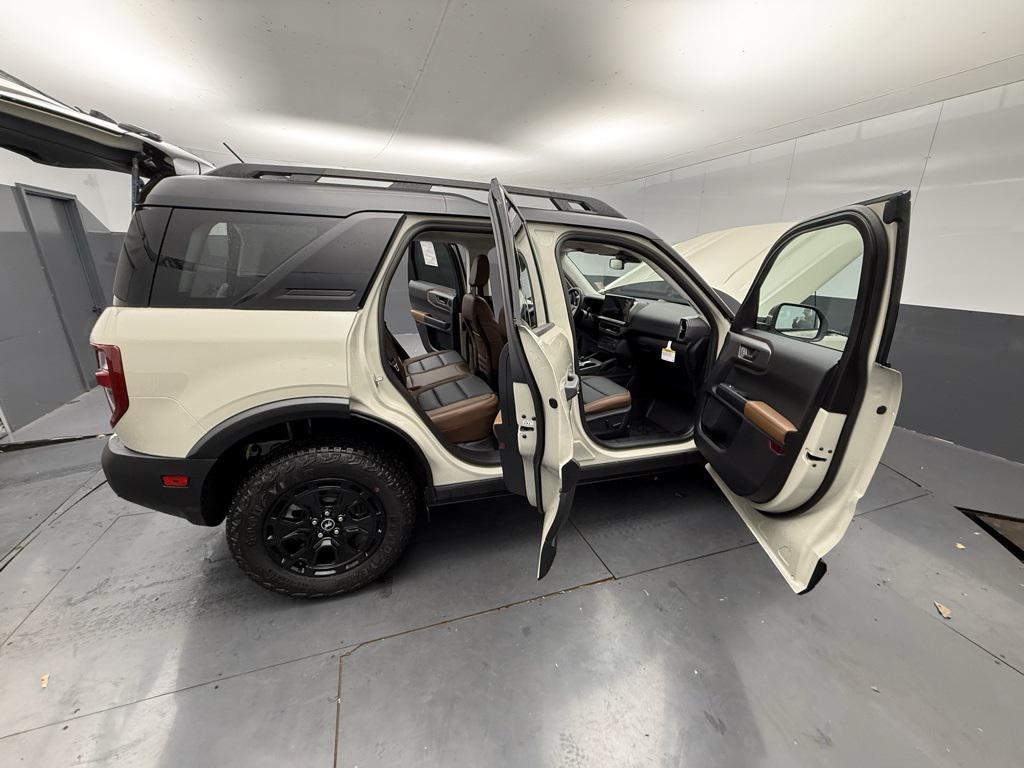 new 2025 Ford Bronco Sport car, priced at $44,469