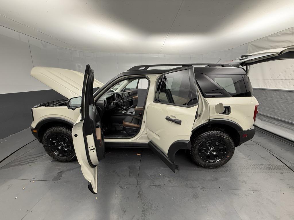 new 2025 Ford Bronco Sport car, priced at $44,469
