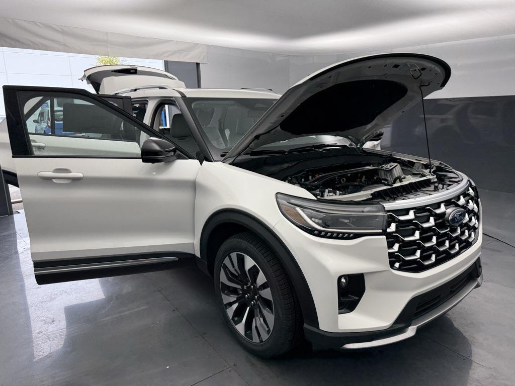 new 2025 Ford Explorer car, priced at $57,528