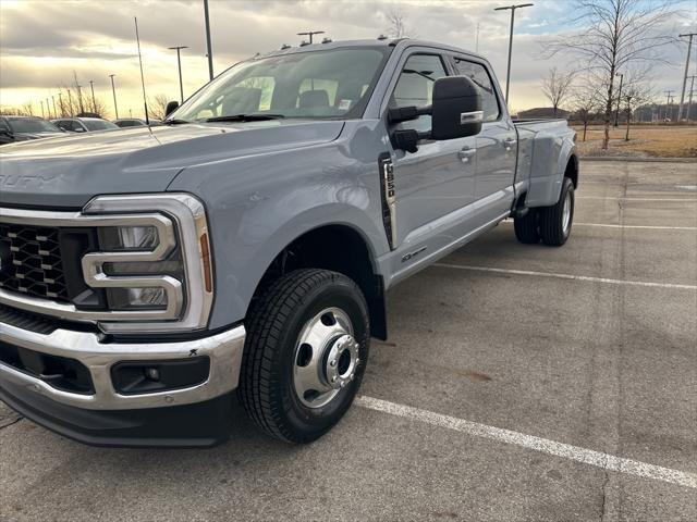 new 2025 Ford F-350 car, priced at $90,100