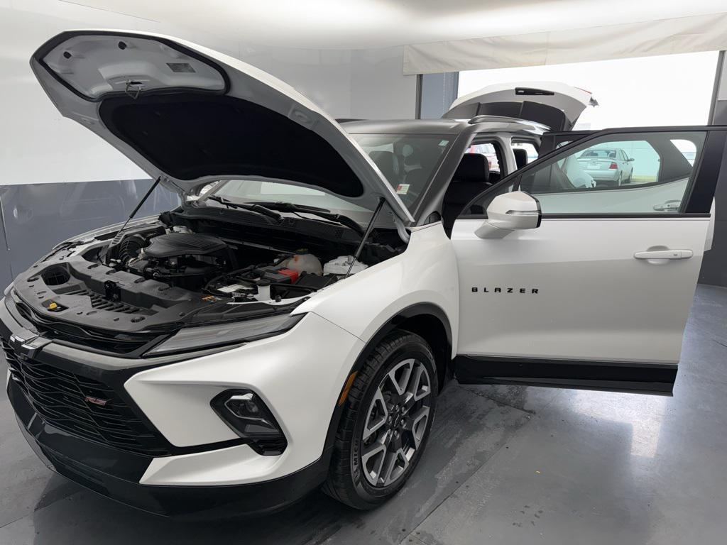 used 2024 Chevrolet Blazer car, priced at $34,991
