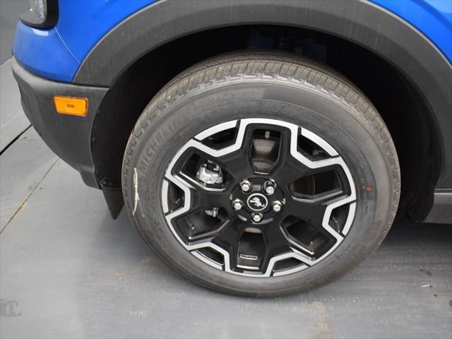 new 2025 Ford Bronco Sport car, priced at $37,751