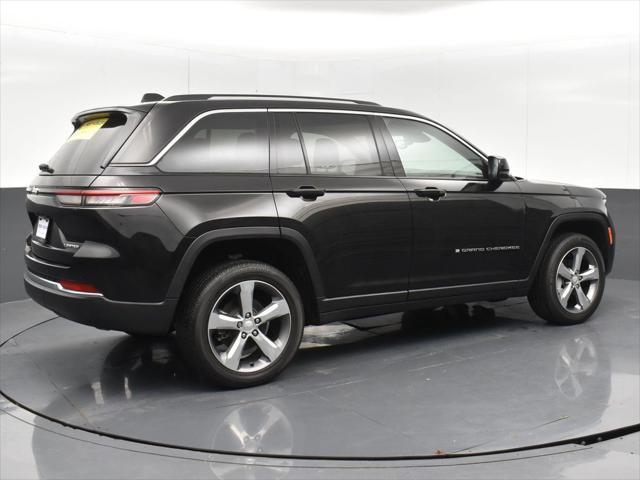 used 2022 Jeep Grand Cherokee car, priced at $34,343