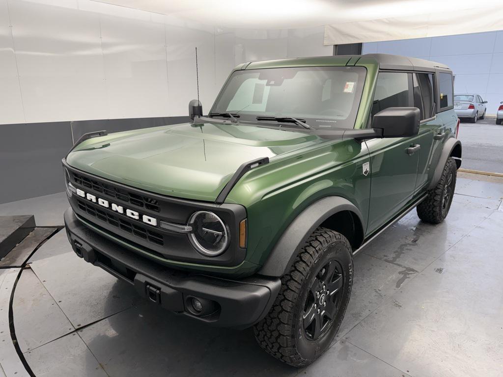 new 2025 Ford Bronco car, priced at $51,995