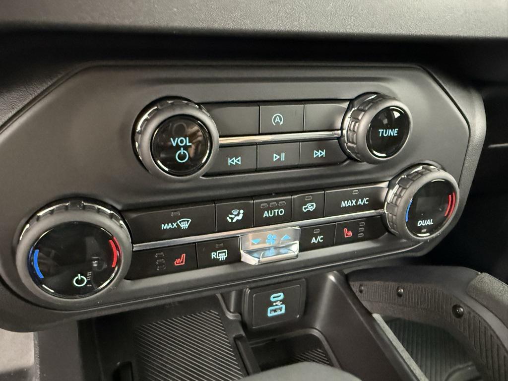 new 2025 Ford Bronco car, priced at $51,995