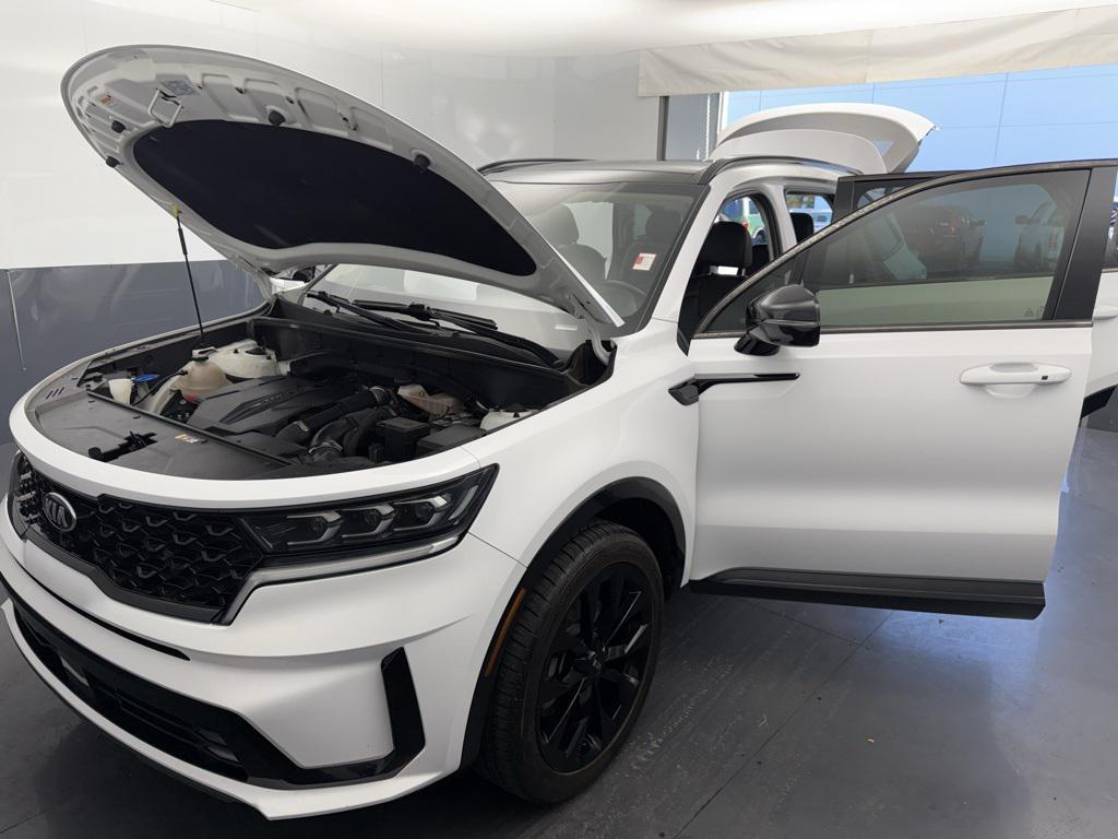 used 2021 Kia Sorento car, priced at $23,420