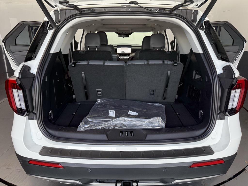 new 2025 Ford Explorer car, priced at $49,522