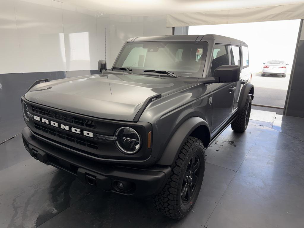 new 2025 Ford Bronco car, priced at $51,556