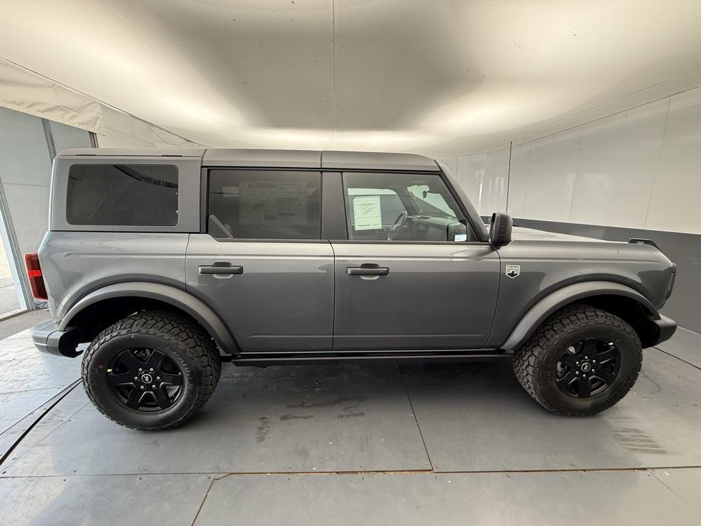 new 2025 Ford Bronco car, priced at $51,556