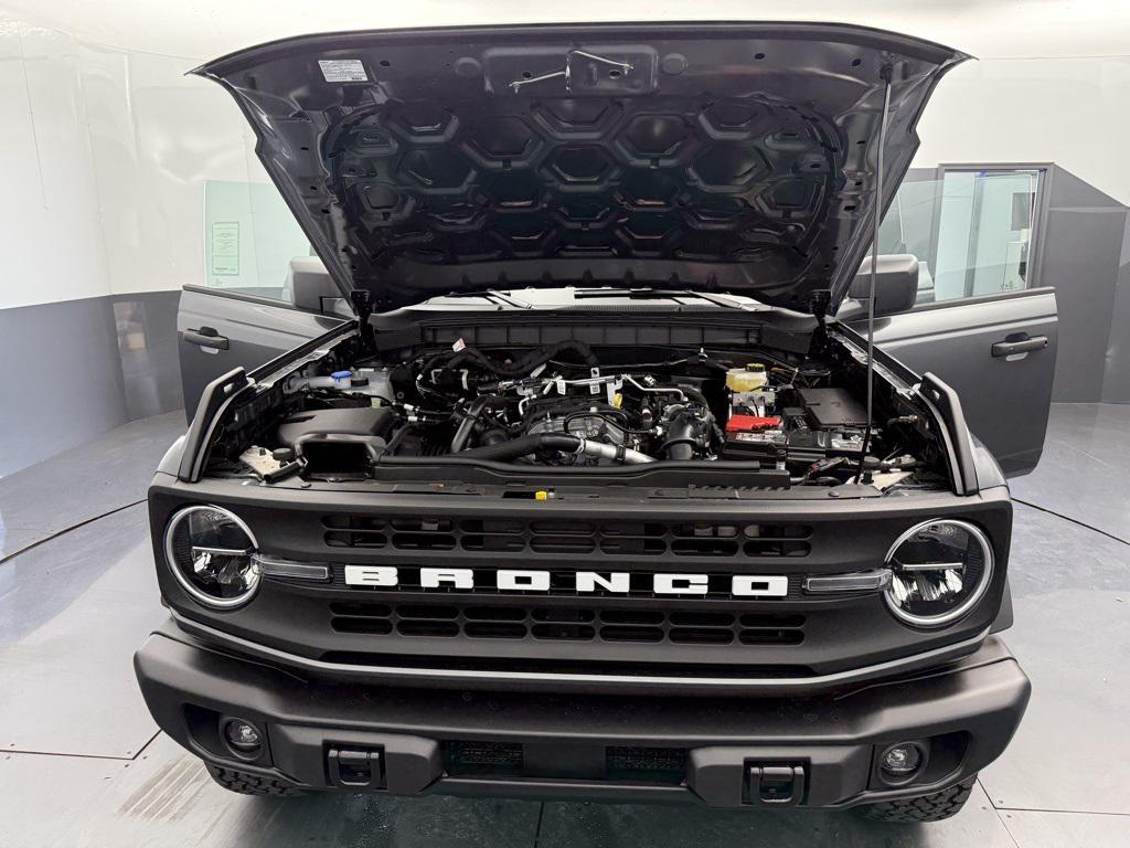 new 2025 Ford Bronco car, priced at $51,556