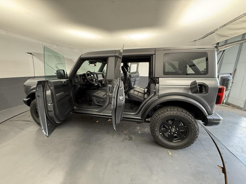 new 2025 Ford Bronco car, priced at $51,556