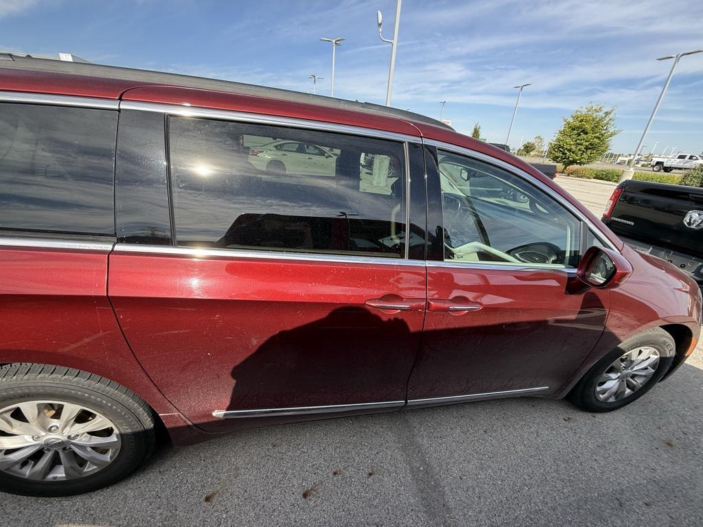 used 2017 Chrysler Pacifica car, priced at $10,177