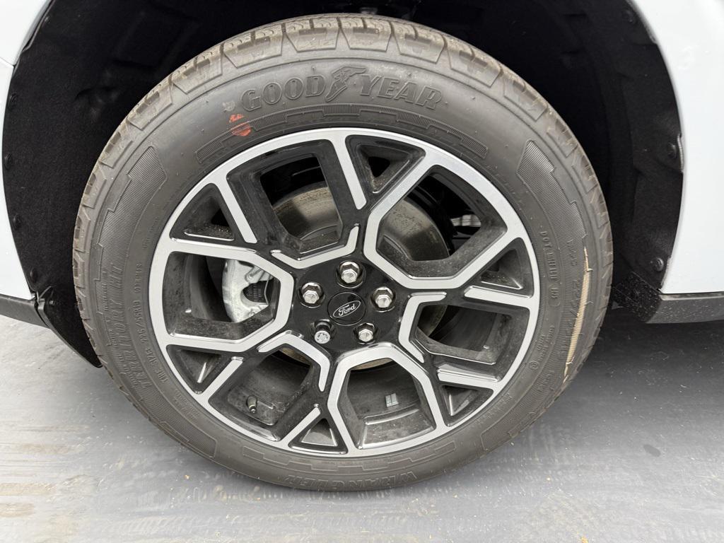 new 2025 Ford Maverick car, priced at $38,219