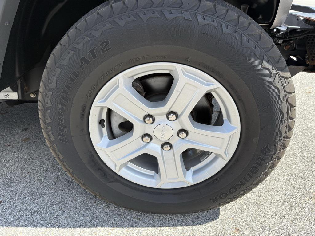 used 2018 Jeep Wrangler Unlimited car, priced at $22,342