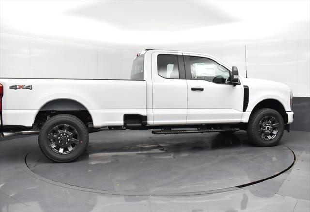 new 2025 Ford F-350 car, priced at $62,140