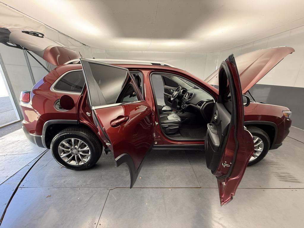 used 2020 Jeep Cherokee car, priced at $17,999