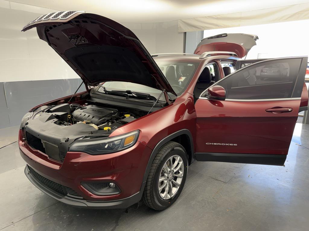 used 2020 Jeep Cherokee car, priced at $17,999