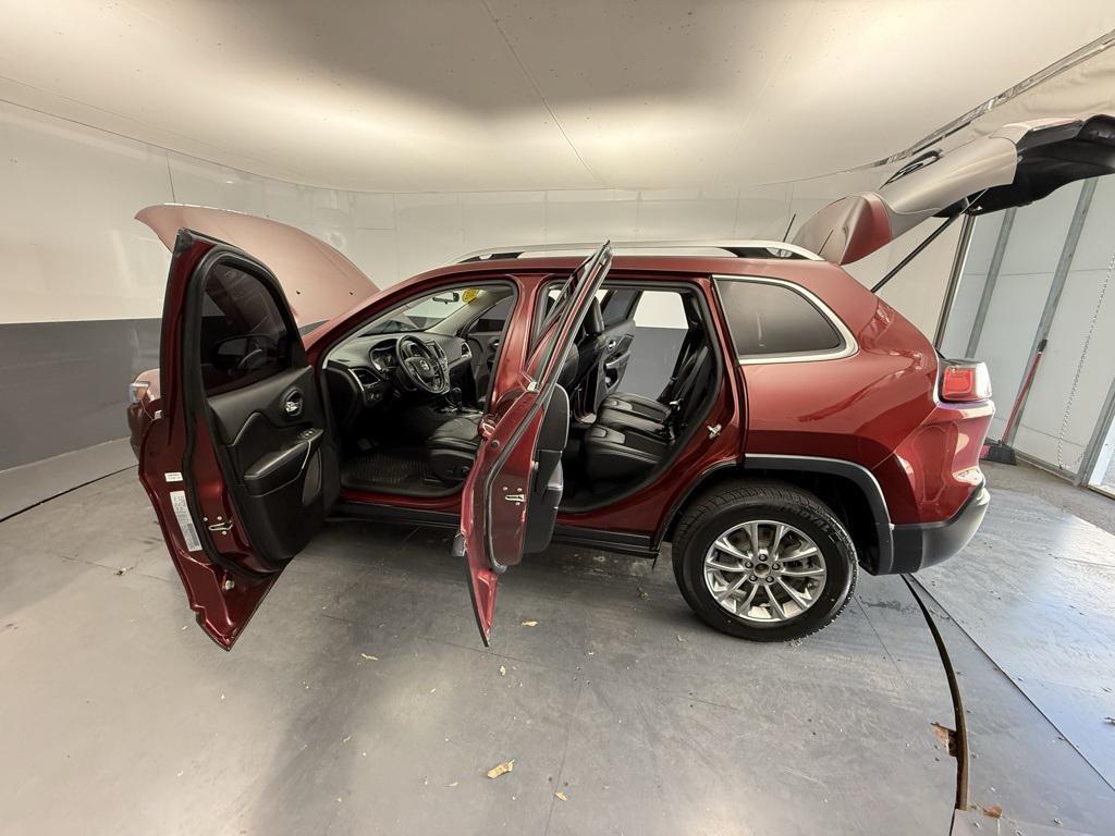 used 2020 Jeep Cherokee car, priced at $17,999