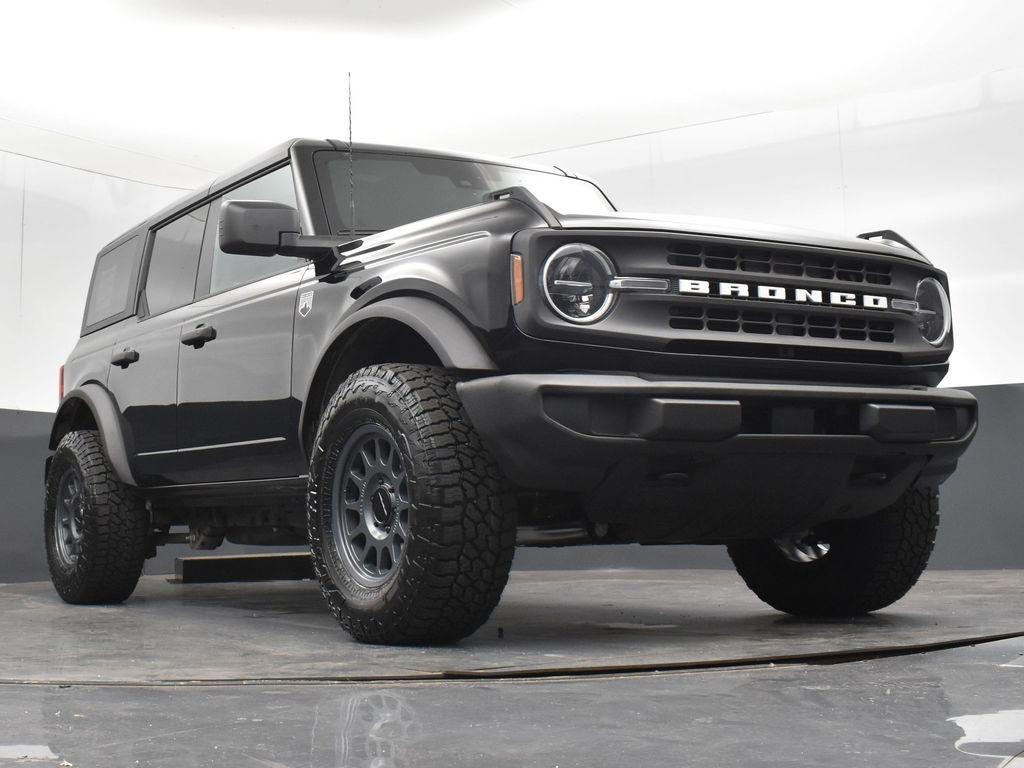new 2025 Ford Bronco car, priced at $53,895