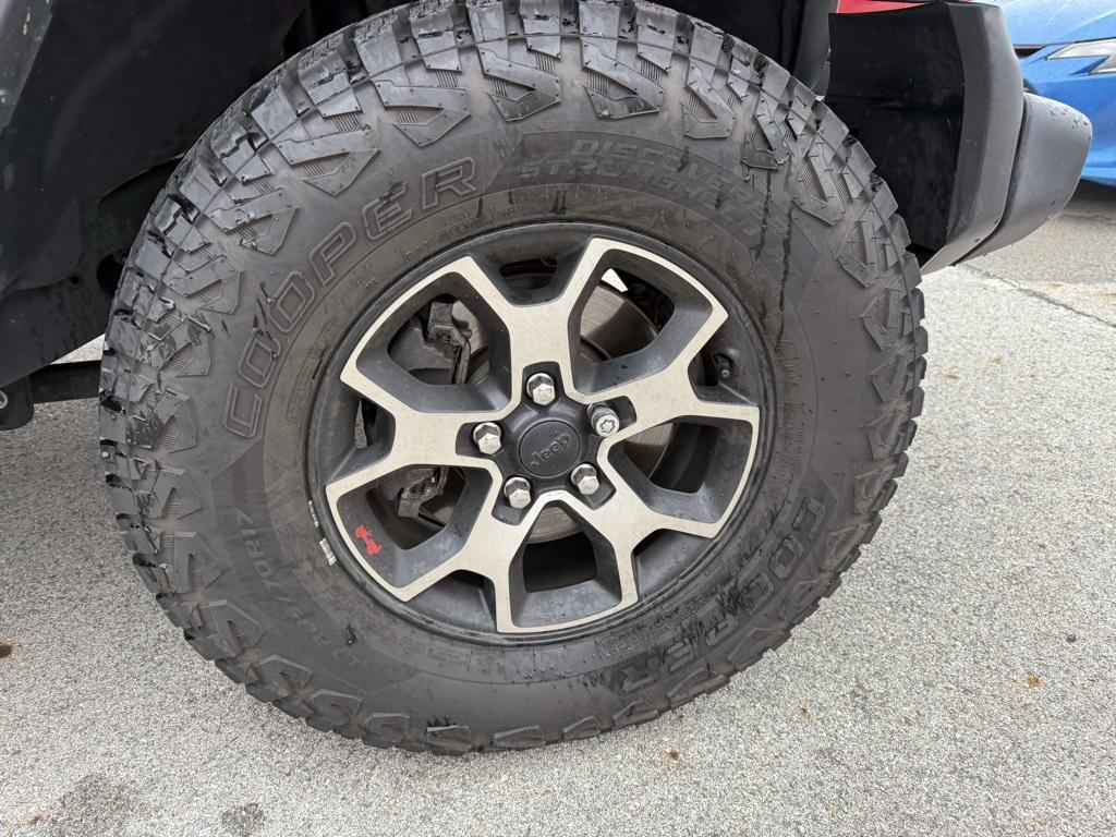 used 2020 Jeep Wrangler Unlimited car, priced at $23,196