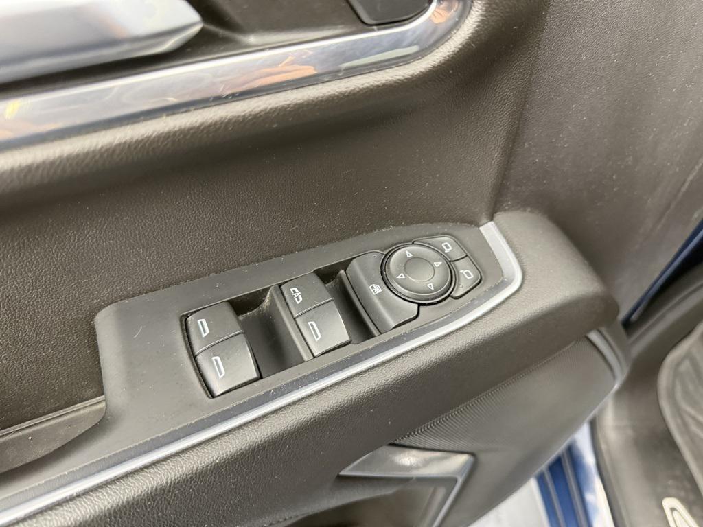 used 2022 Chevrolet Silverado 1500 car, priced at $42,096