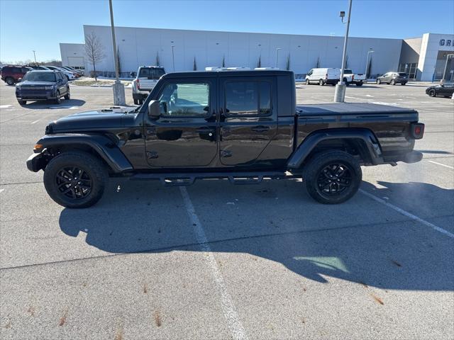 used 2022 Jeep Gladiator car, priced at $28,331