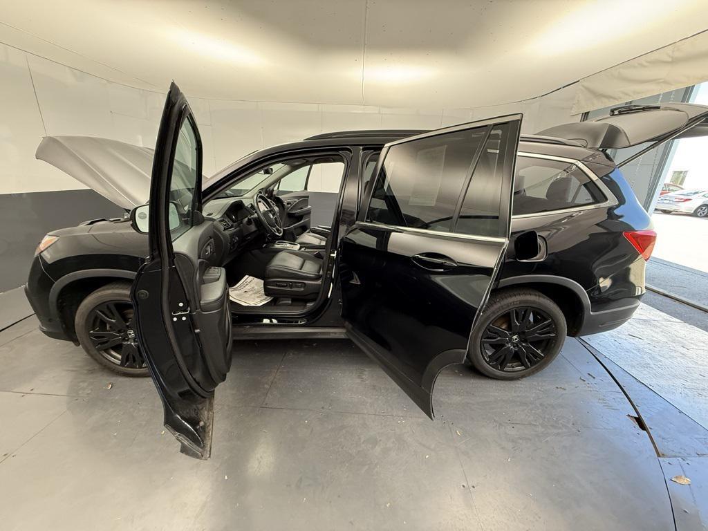 used 2022 Honda Pilot car, priced at $29,999