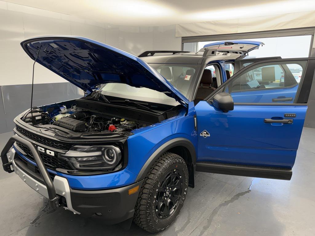 new 2025 Ford Bronco Sport car, priced at $43,423