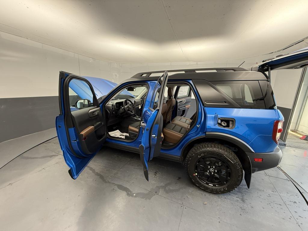 new 2025 Ford Bronco Sport car, priced at $43,423
