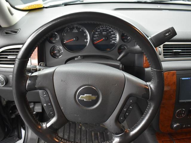 used 2008 Chevrolet Avalanche car, priced at $9,898