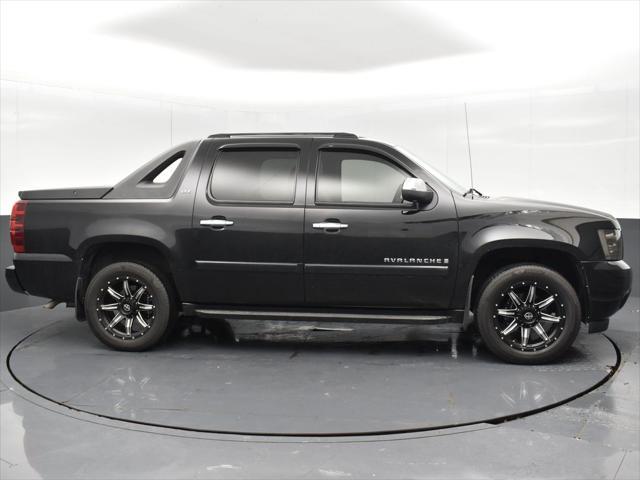 used 2008 Chevrolet Avalanche car, priced at $9,898