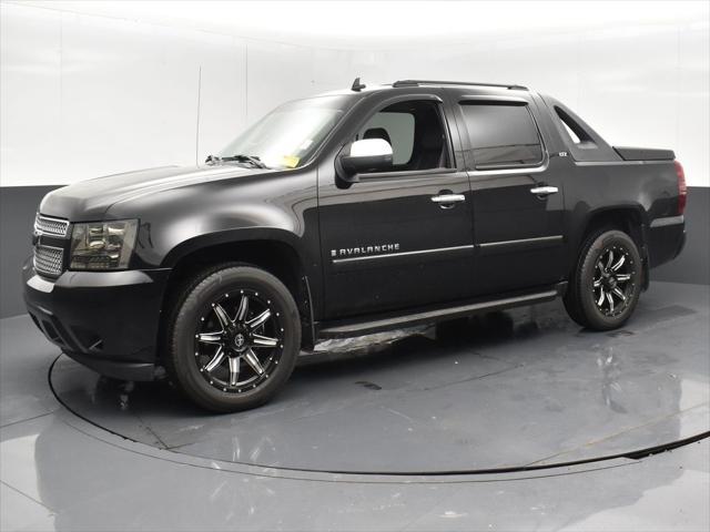 used 2008 Chevrolet Avalanche car, priced at $9,898