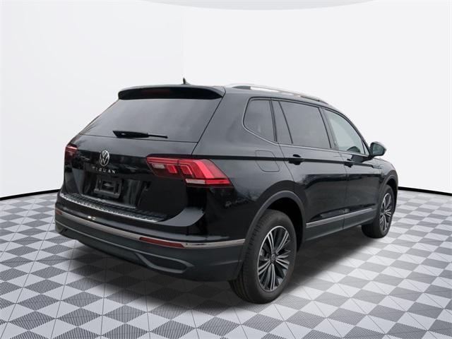 new 2024 Volkswagen Tiguan car, priced at $33,061